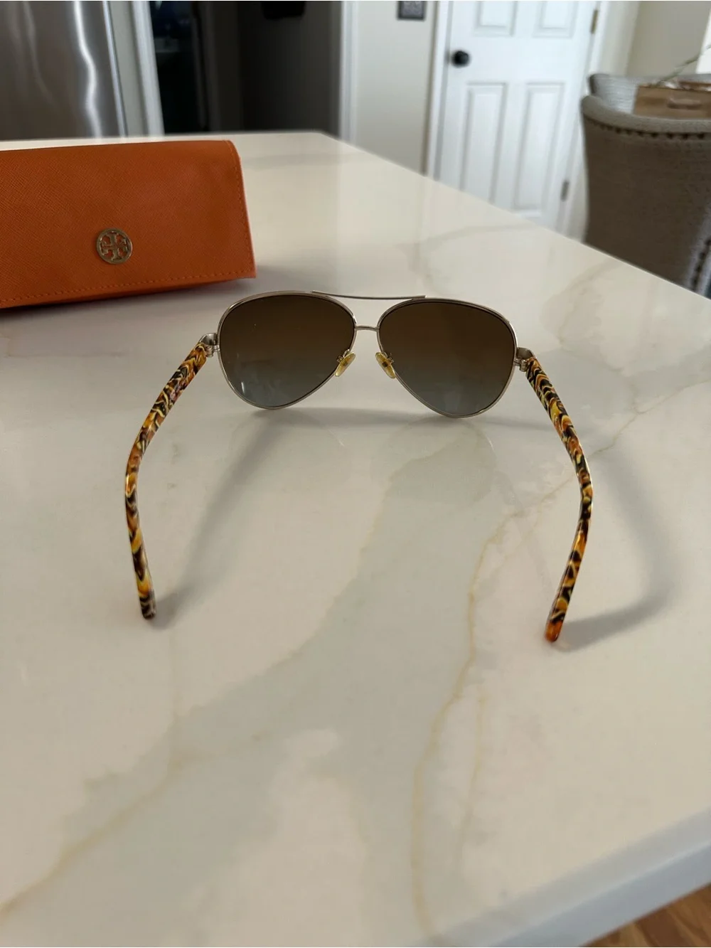 Tory Burch Orange Case with Gold-Trim Aviator Sunglasses - Picture 6 of 6